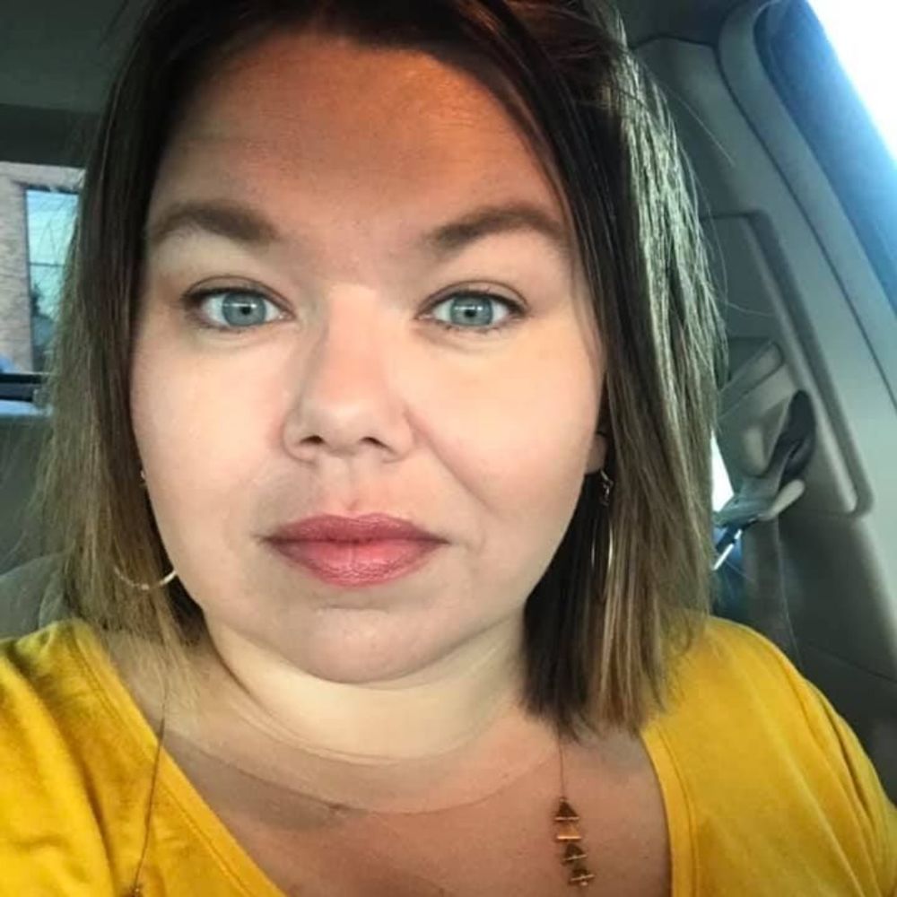 Meet your Posher, Bobbie